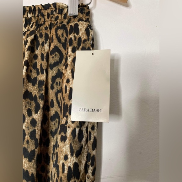 NWT, Zara cheetah jogger pants, size medium - Picture 9 of 12